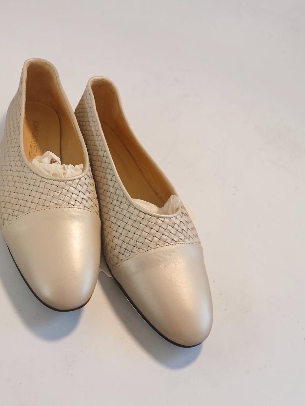 Jon & David Woven Leather Flats in Cream